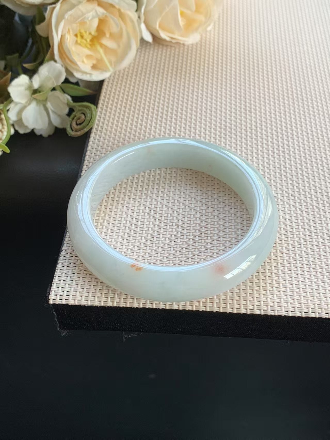 冰细糯淡绿桂花糕翡翠正圈 尺寸57-12.2-8.8,完美